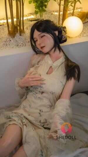 [SHEDOLL]ム|165cm｜Eカップ古典的美人・フローラルノースリーブ｜美白秘肌＆発熱+植毛｜オタクドリーム恋人